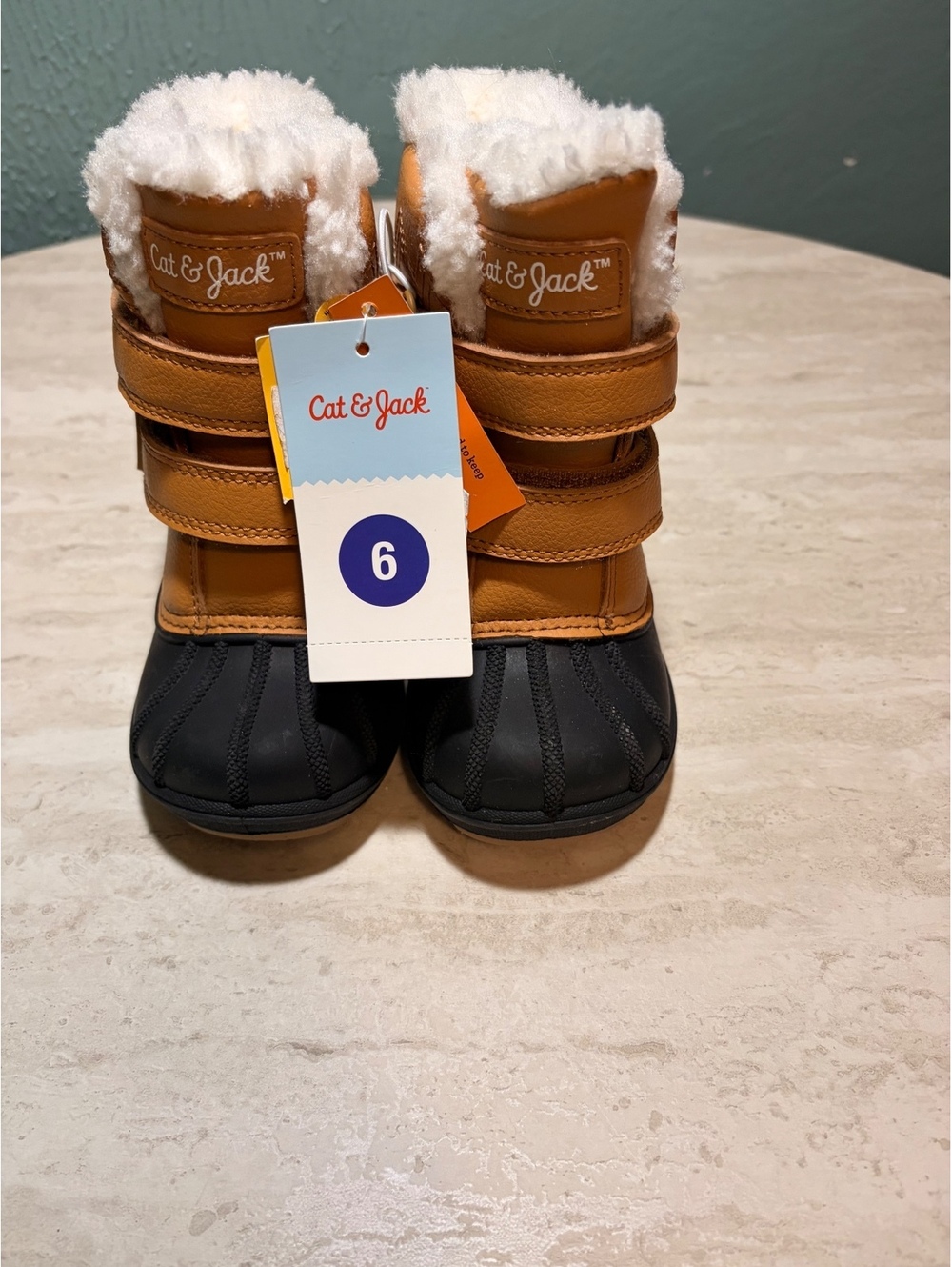 Size 6C Cat & Jack Boys' Winter Boots Size 6